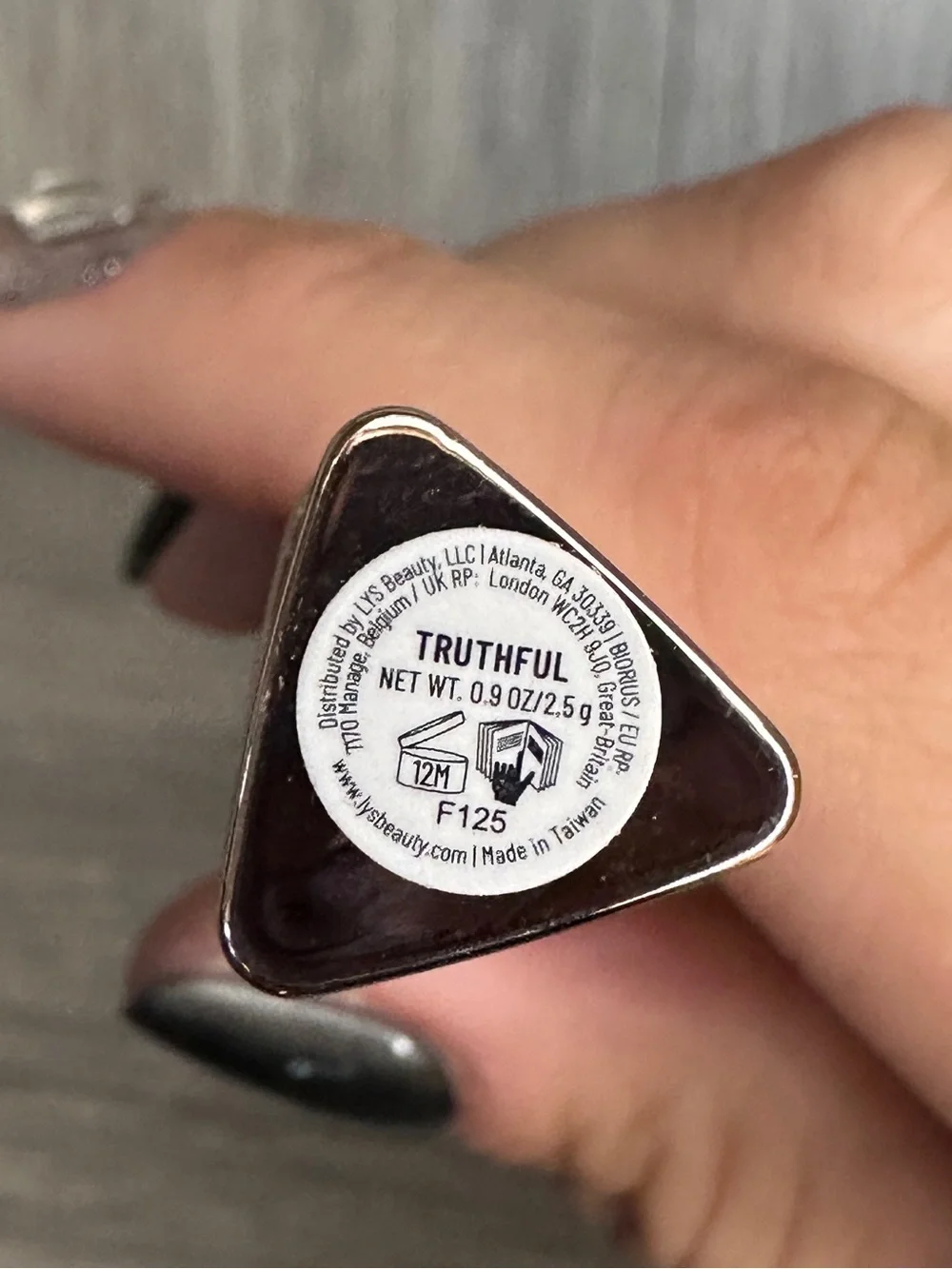 LYS Plumping Lip Shade Truthful